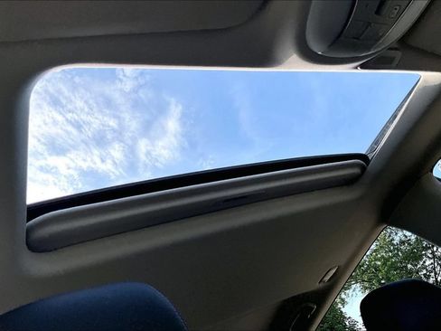 Certified 2019 INFINITI QX60 Luxe w/ Essential Package AWD/4WD image 22