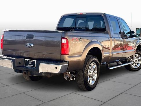 Used 2015 Ford F250 Lariat w/ Lariat Ultimate Package image 13