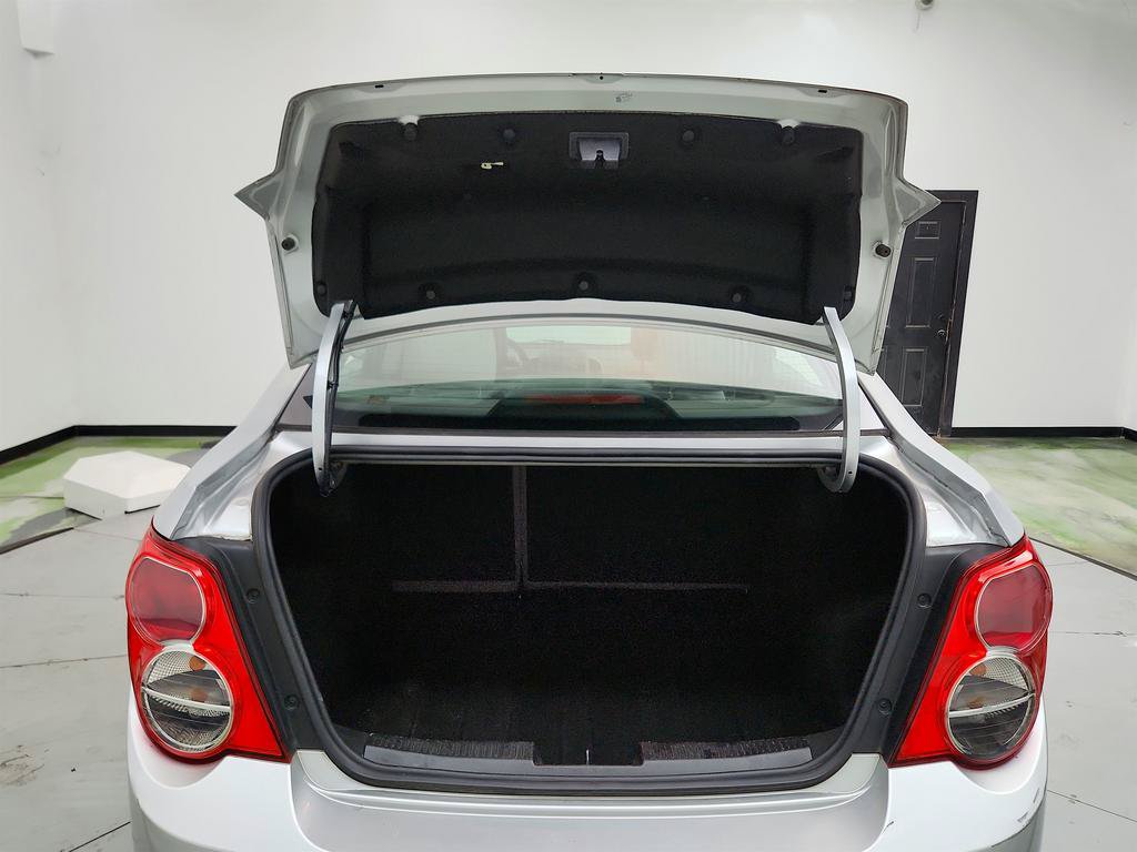 Used 2014 Chevrolet Sonic LS FWD image 27