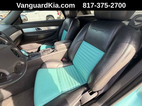 Used 2002 Ford Thunderbird image 12