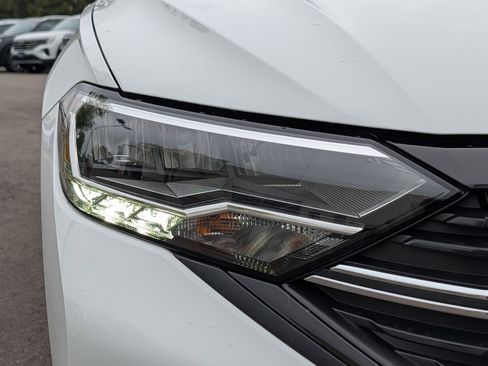 Certified 2023 Volkswagen Jetta Sport FWD image 16