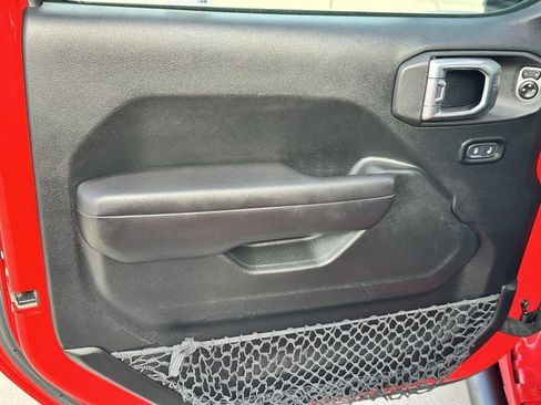 Used 2020 Jeep Gladiator Sport w/ Quick Order Package 24S image 18