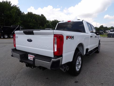 Used 2025 Ford F250 XLT w/ FX4 Off-Road Package AWD/4WD image 7