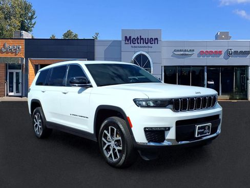 Used 2023 Jeep Grand Cherokee L Limited AWD/4WD image 1