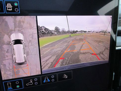 New 2026 GMC Yukon Elevation w/ Elevation Premium Package image 46