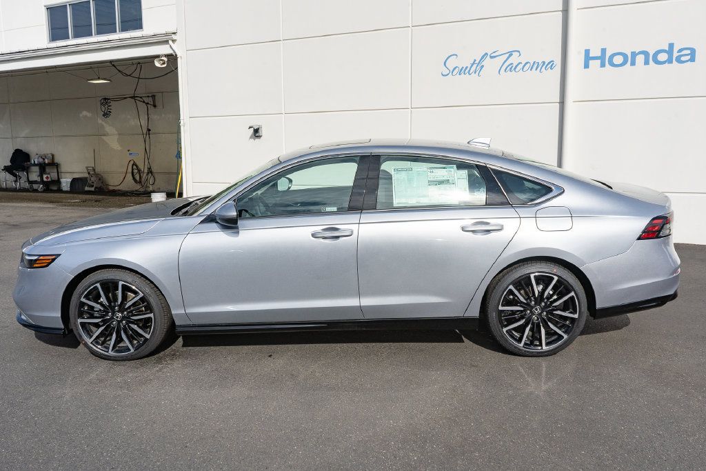 New 2026 Honda Accord Touring image 9