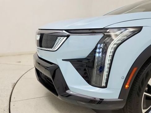 Used 2025 Cadillac Optiq Sport 1 AWD/4WD image 22