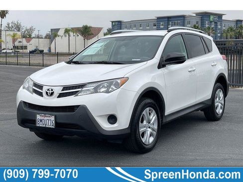 Used 2013 Toyota RAV4 LE FWD image 1