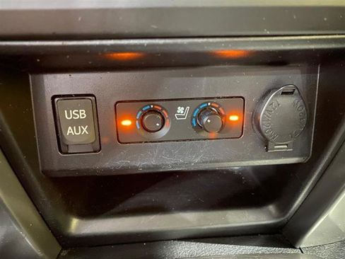 Used 2016 Toyota 4Runner Limited AWD/4WD image 15