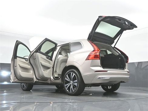 Used 2023 Volvo XC60 B5 Plus w/ Protection Package image 55