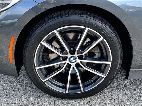 Used 2021 BMW 330i Sedan w/ Driving Assistance Package RWD image 10