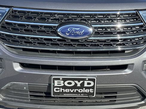 Used 2024 Ford Explorer XLT image 33