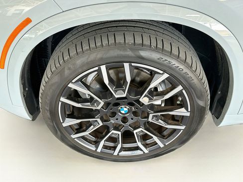Certified 2024 BMW X5 xDrive40i w/ M Sport Package AWD/4WD image 34