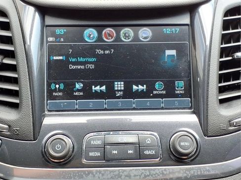 Used 2019 Chevrolet Impala LT FWD image 15