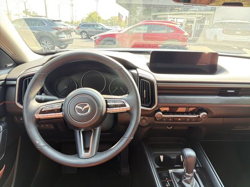 Used 2025 MAZDA CX-50 2.5 Turbo w/ Premium Plus Pkg AWD/4WD image 13