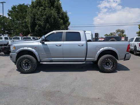 Used 2023 RAM 3500 Laramie AWD/4WD image 9