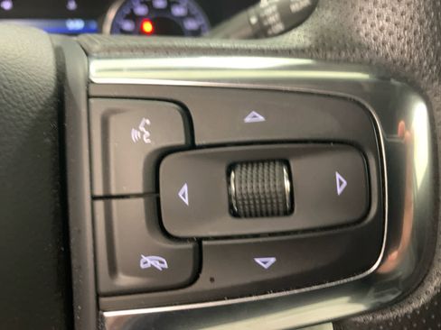 Used 2024 Chevrolet Blazer LT w/ Convenience Package FWD image 27