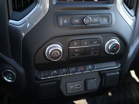 Certified 2026 GMC Sierra 1500 Pro w/ Pro Value Package image 16