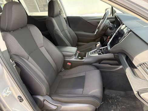 Used 2022 Subaru Outback Premium image 25