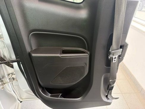 Used 2016 Chevrolet Colorado LT RWD image 14