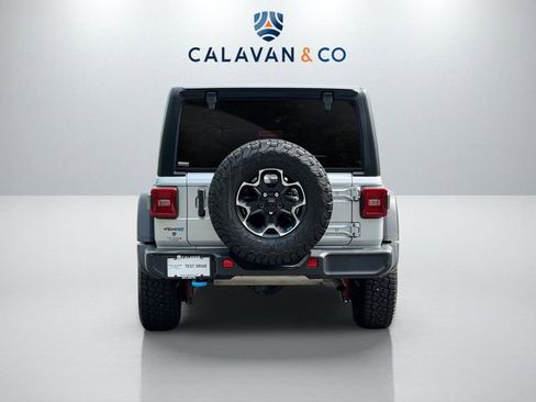 Used 2023 Jeep Wrangler Unlimited Rubicon 4xe w/ Cold Weather Group AWD/4WD image 6
