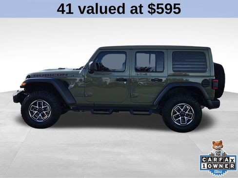 Used 2025 Jeep Wrangler Unlimited Rubicon w/ Technology Group image 5
