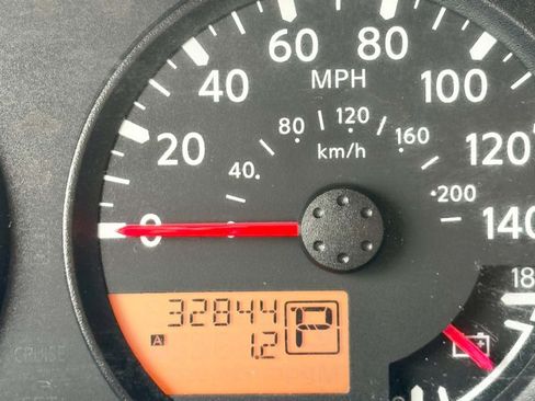 Used 2016 Nissan Frontier SV w/ SV Value Truck Package RWD image 22