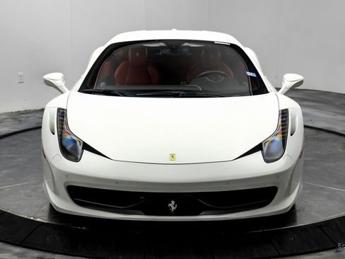 Used 2015 Ferrari 458 Italia Coupe image 29