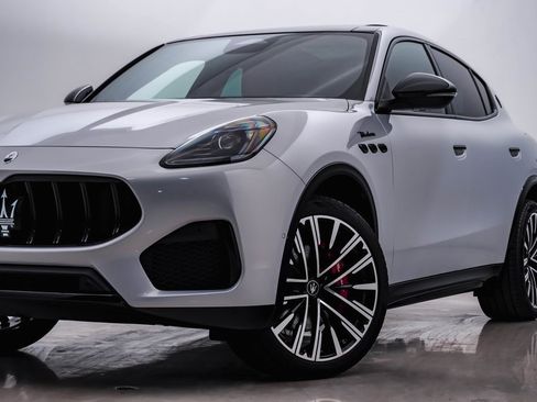 New 2025 Maserati Grecale Modena image 2