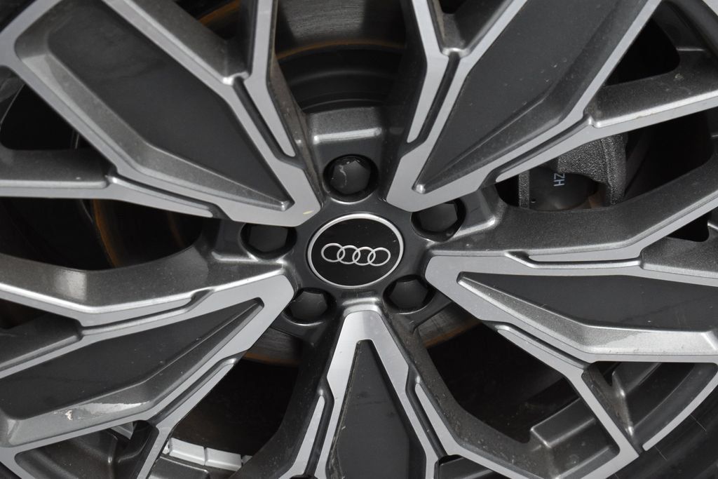 New 2026 Audi Q5 Premium Plus AWD/4WD image 21