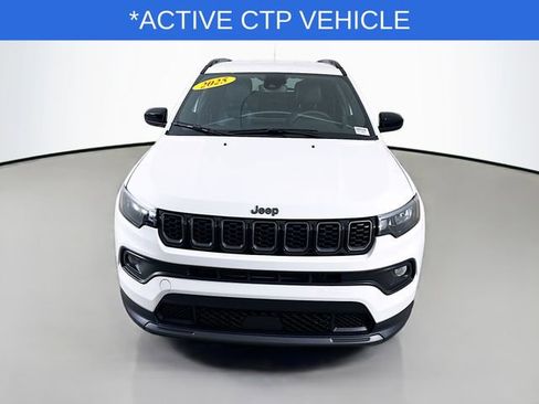 New 2026 Jeep Compass Latitude image 2