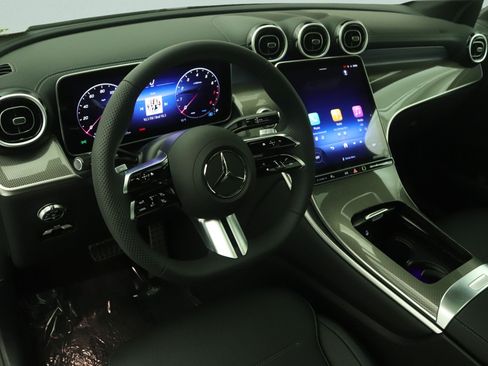 New 2026 Mercedes-Benz GLC 300 image 4