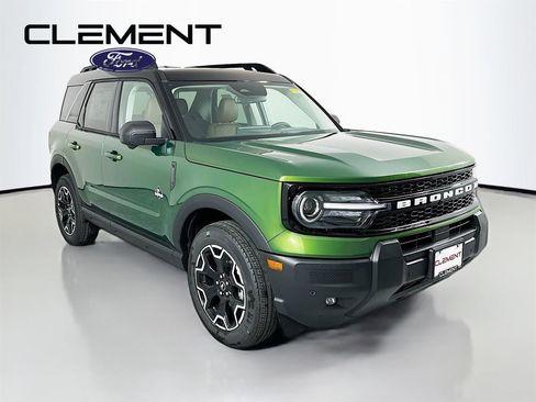 New 2025 Ford Bronco Sport Outer Banks w/ Outer Banks Tech Package+ AWD/4WD image 3