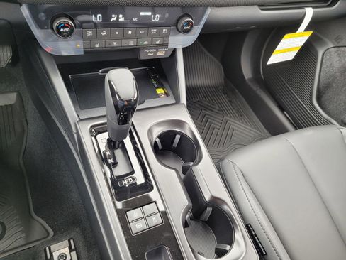 New 2026 Subaru Outback Premium image 13