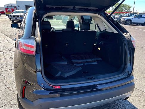 Used 2024 Ford Edge Titanium AWD/4WD image 19