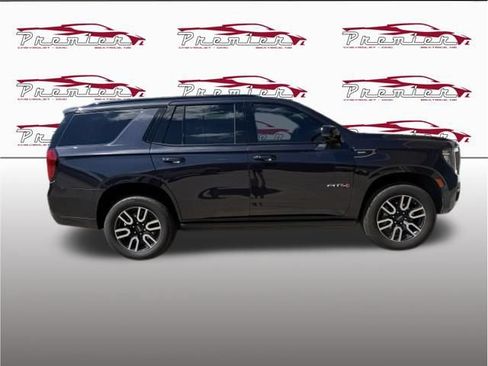 Used 2023 GMC Yukon AT4 w/ AT4 Premium Package AWD/4WD image 8