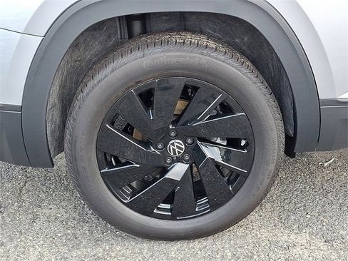 New 2026 Volkswagen Atlas SE image 5