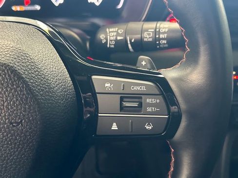 Used 2025 Honda Pilot TrailSport image 38