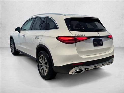 Certified 2025 Mercedes-Benz GLC 300 4MATIC image 8