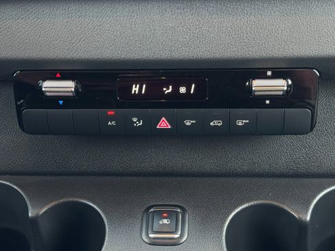 Used 2023 Mercedes-Benz Sprinter 3500 w/ Parking Package image 33