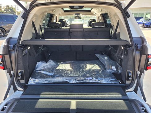 Used 2026 BMW X7 xDrive40i image 15