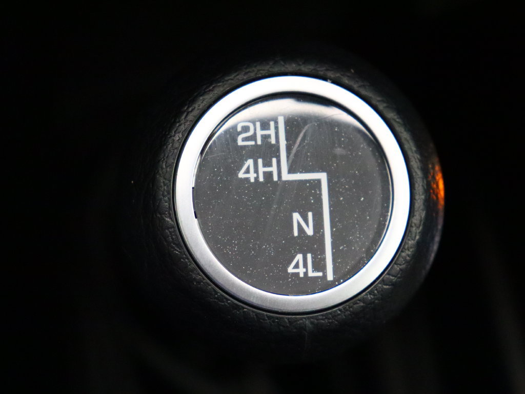 Used 2020 Jeep Wrangler Sport AWD/4WD image 24