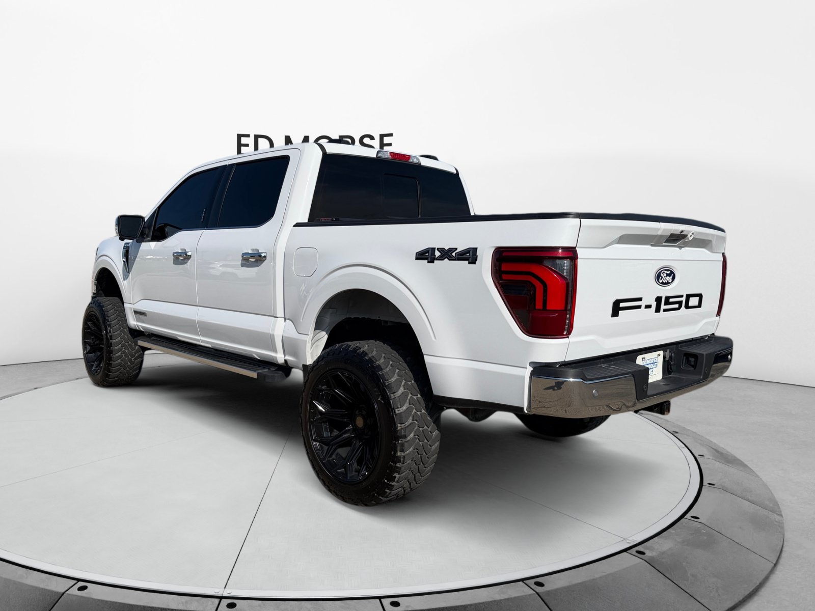 Used 2024 Ford F150 Lariat AWD/4WD image 3