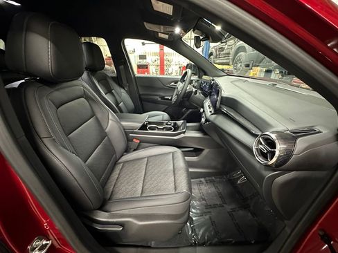 New 2026 Chevrolet Equinox LT w/ Convenience Package II image 28