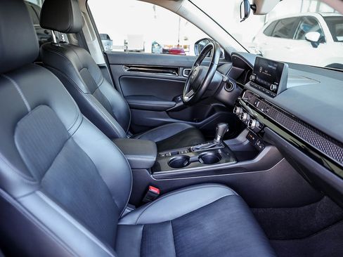 Used 2024 Honda Civic EX-L image 22