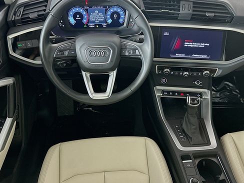 Used 2024 Audi Q3 2.0T Premium w/ Convenience Package AWD/4WD image 5