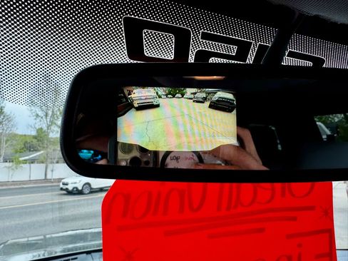 Used 2012 Ford F150 XLT w/ XLT Chrome Pkg image 15