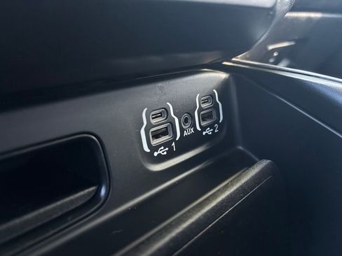 Used 2020 RAM 2500 Laramie image 26