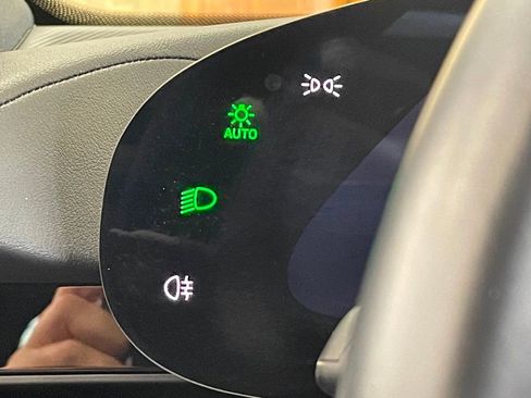 Used 2023 Porsche Taycan RWD w/ Premium Package image 29