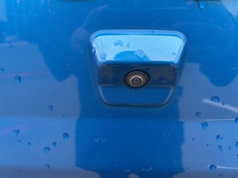 Used 2024 Jeep Gladiator Sport image 9